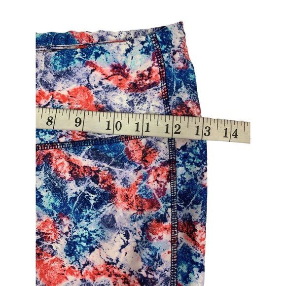 Athletics Women's Workout Capri Tights - Picture 4 of 5